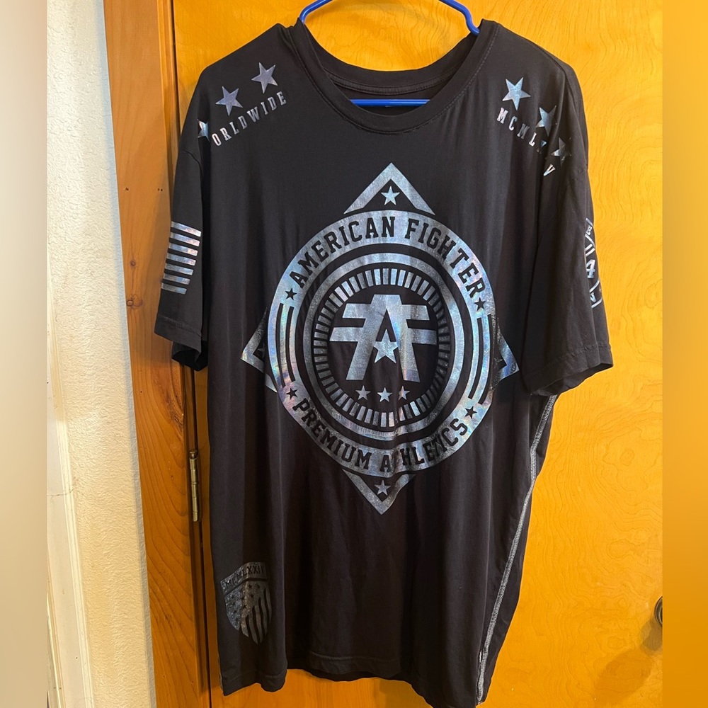 American Fighter Men’s XL Shiny Metallic Holo Logo Very Special
